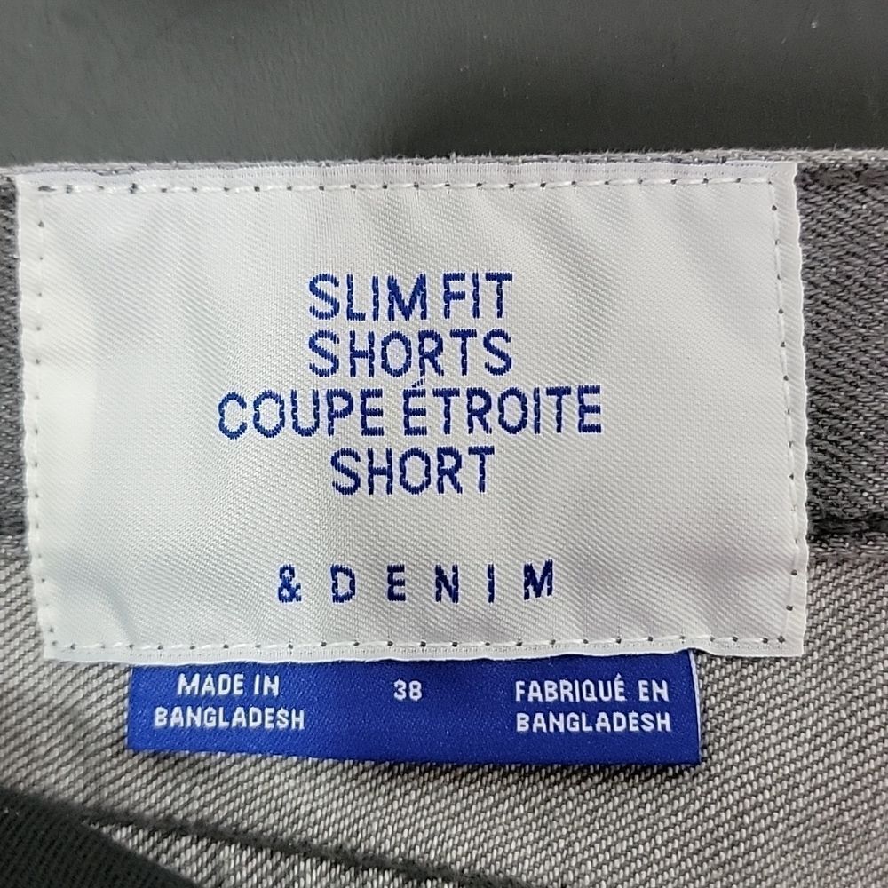 H&M.. denim slim fit shorts.. - Picture 9 of 12